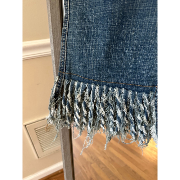 Hayden Small Jeans, Size 27, Blue HAYDEN Fringe Hem Destroyed Frayed Crop Jeans - Picture 5 of 9